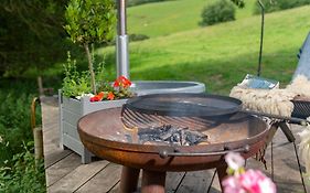 Tilbury Shepherd Huts With Hot Tubs Plus Holiday Cottages