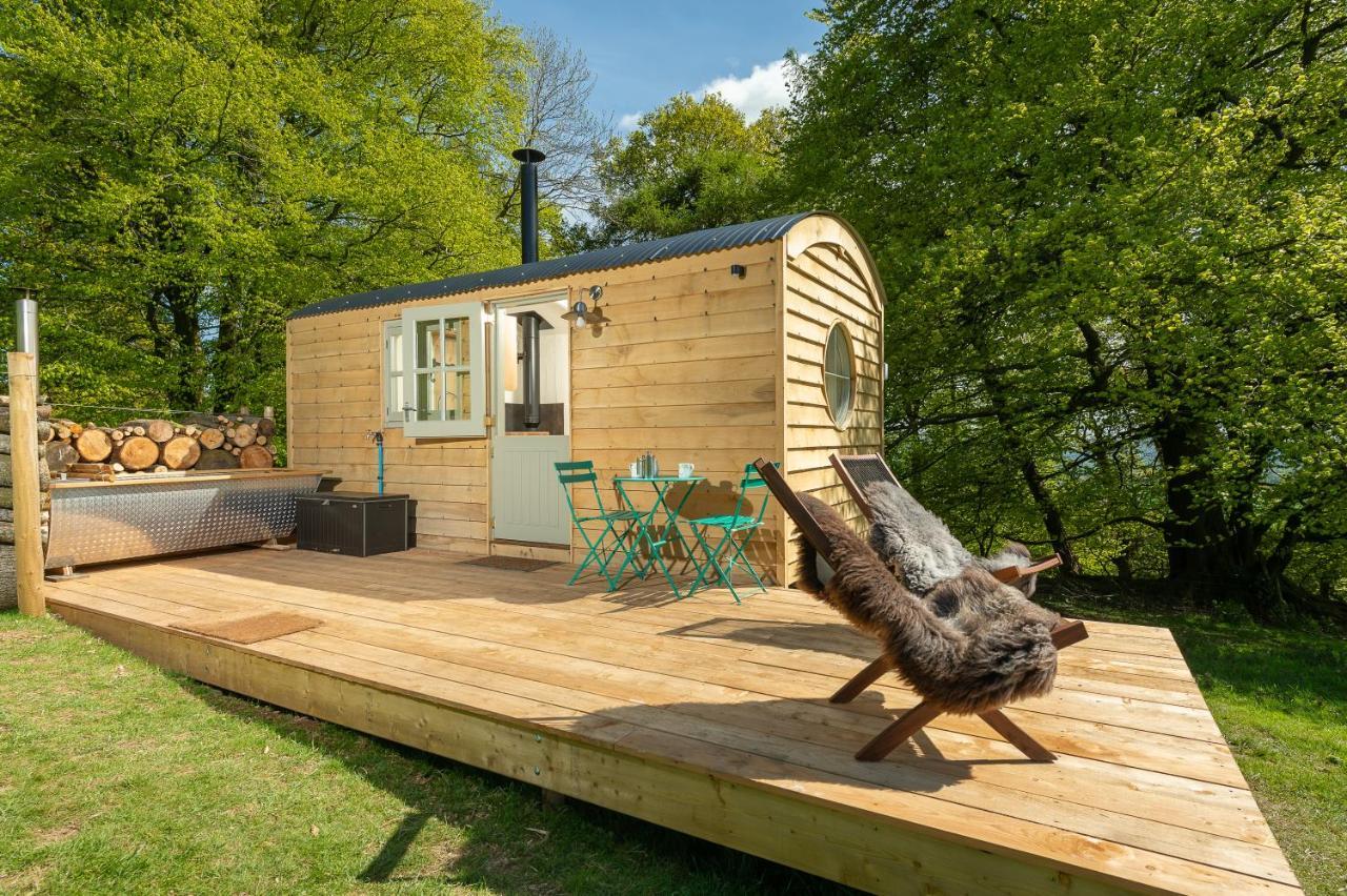 Tilbury Shepherd Huts With Hot Tubs Plus Holiday Cottages West Bagborough Exterior photo