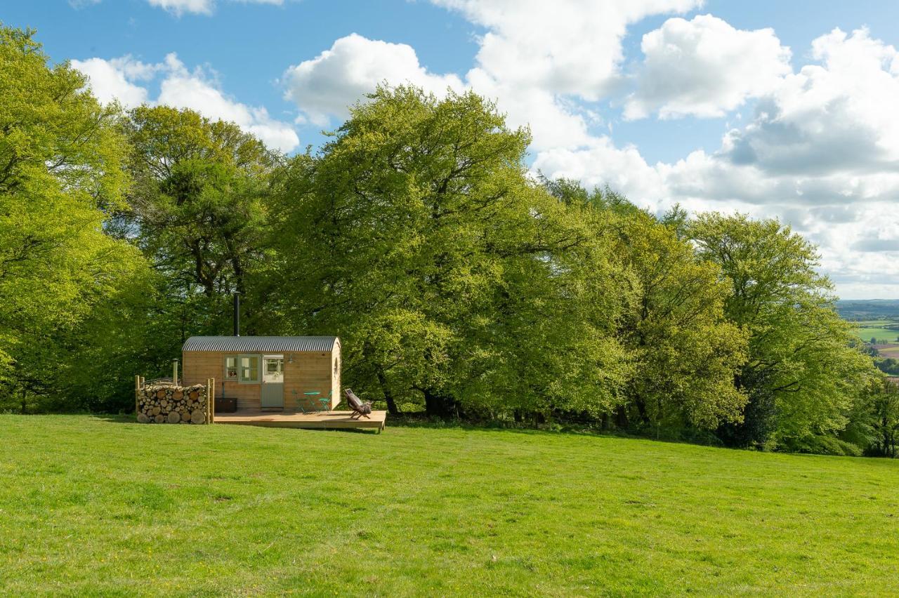 Tilbury Shepherd Huts With Hot Tubs Plus Holiday Cottages West Bagborough Exterior photo