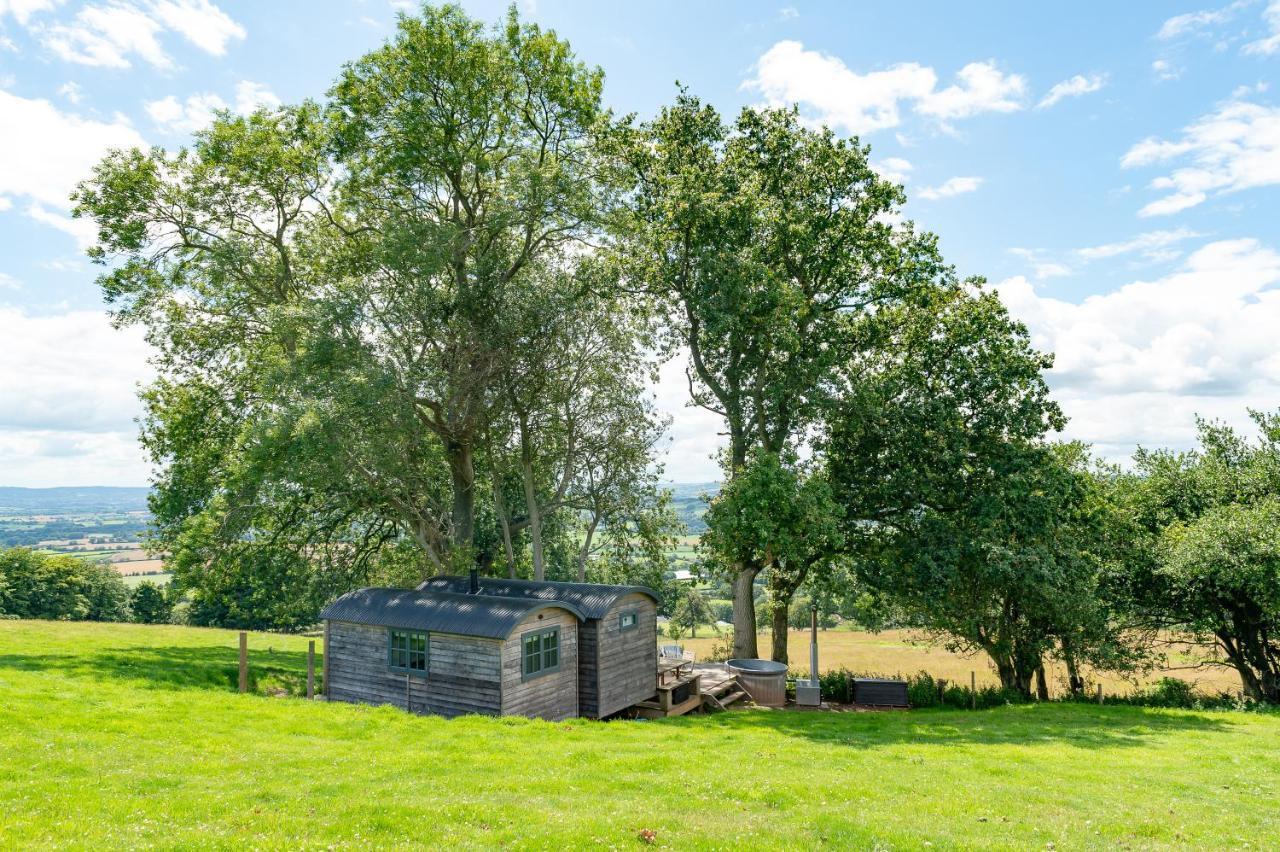 Tilbury Shepherd Huts With Hot Tubs Plus Holiday Cottages West Bagborough Exterior photo